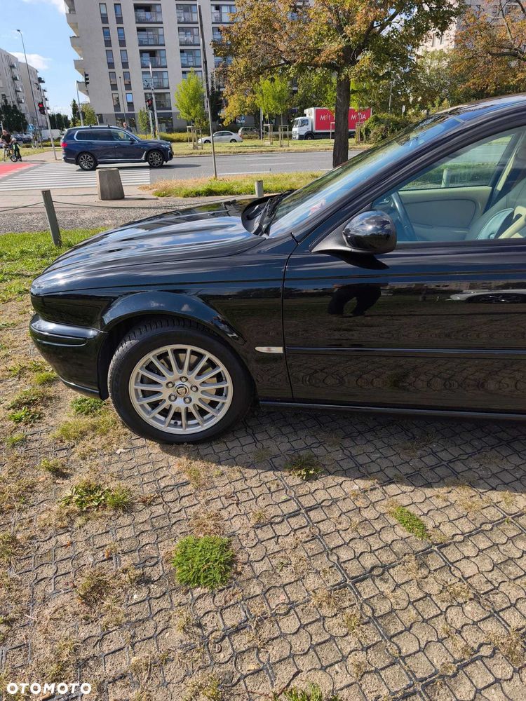 Jaguar X-Type - 8