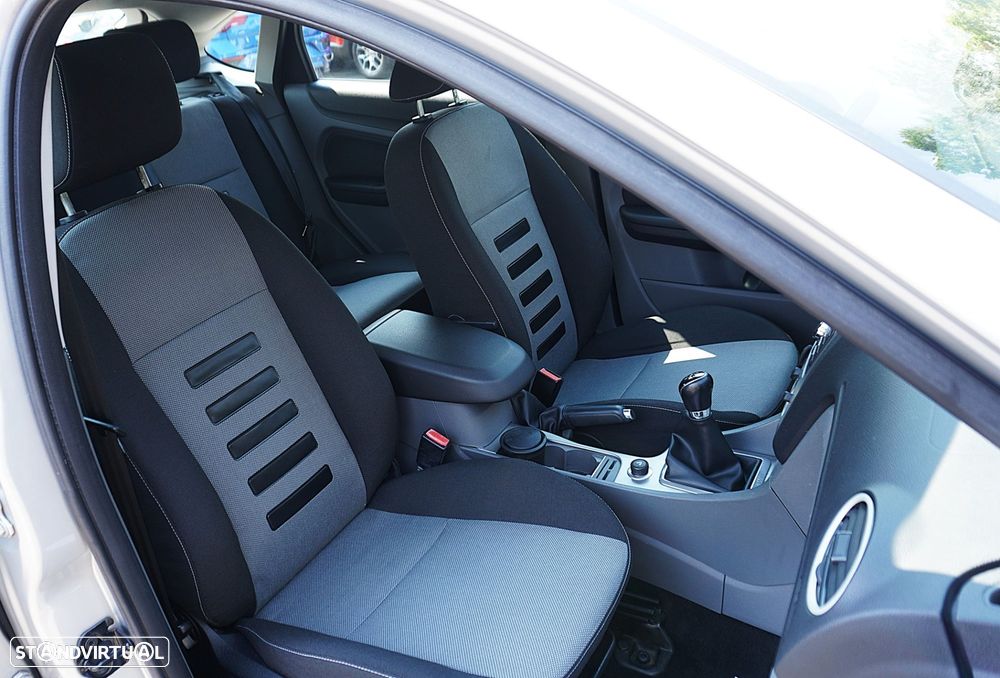 Ford Focus 1.6 TDCi Trend - 21