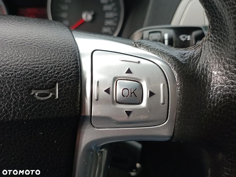 Ford Mondeo 1.6 Trend - 16