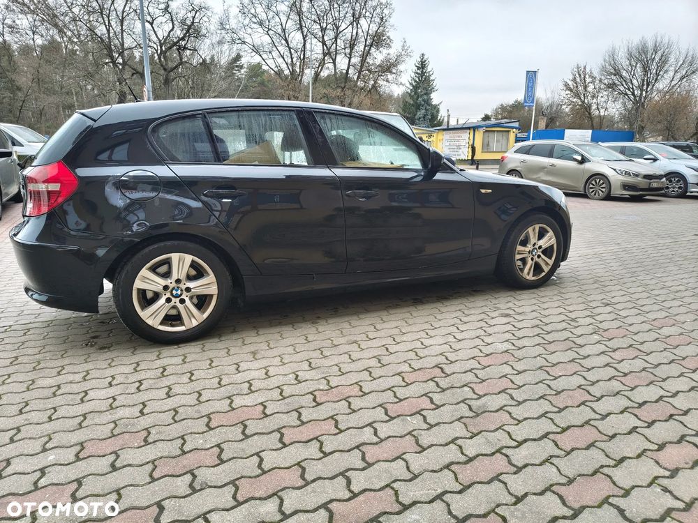 BMW Seria 1 118d - 4