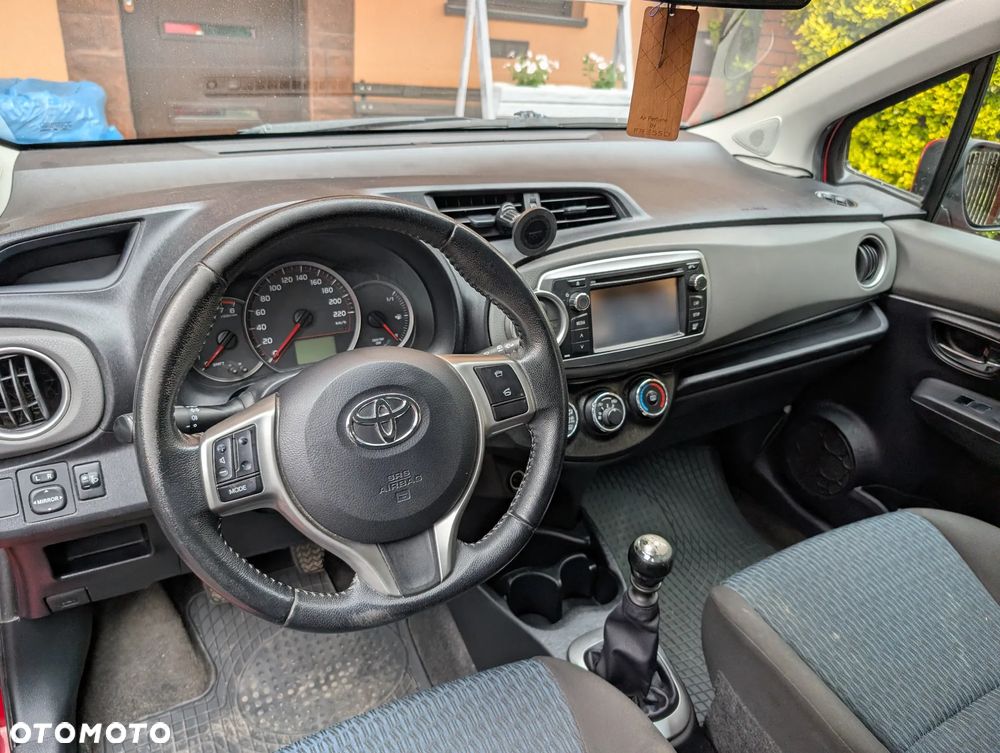 Toyota Yaris 1.33 Sol - 17