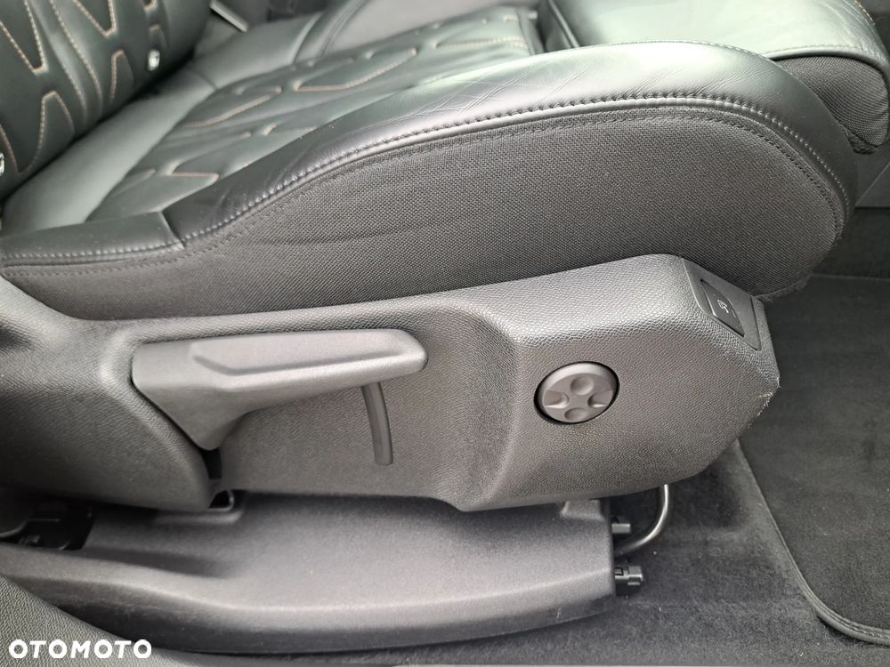 Peugeot 3008 - 23