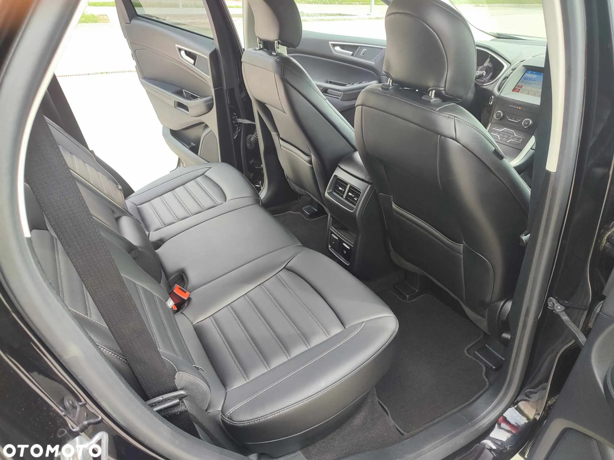 Ford Edge - 19