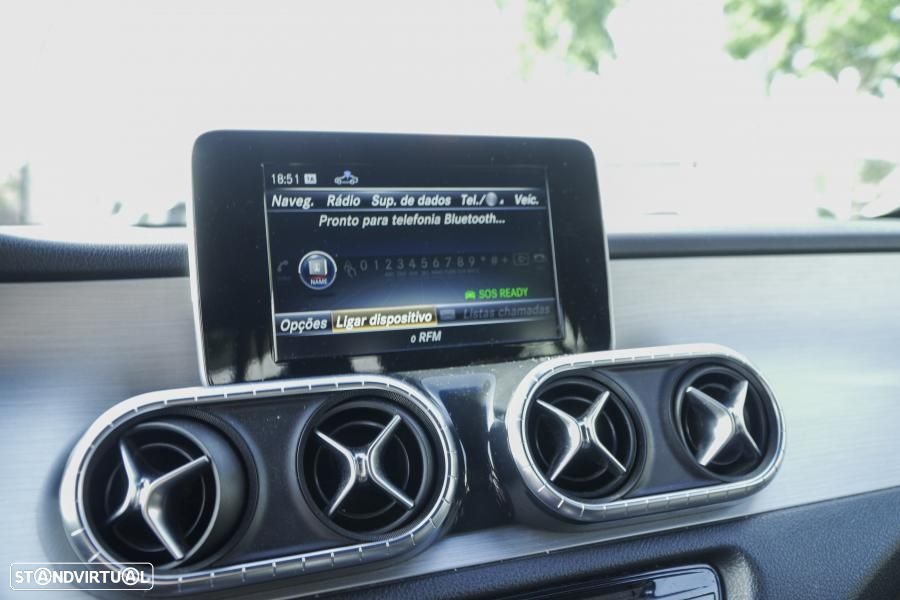 Mercedes-Benz X 250 - 37