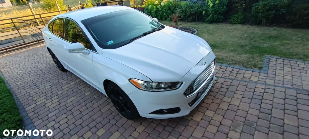 Ford Fusion - 6