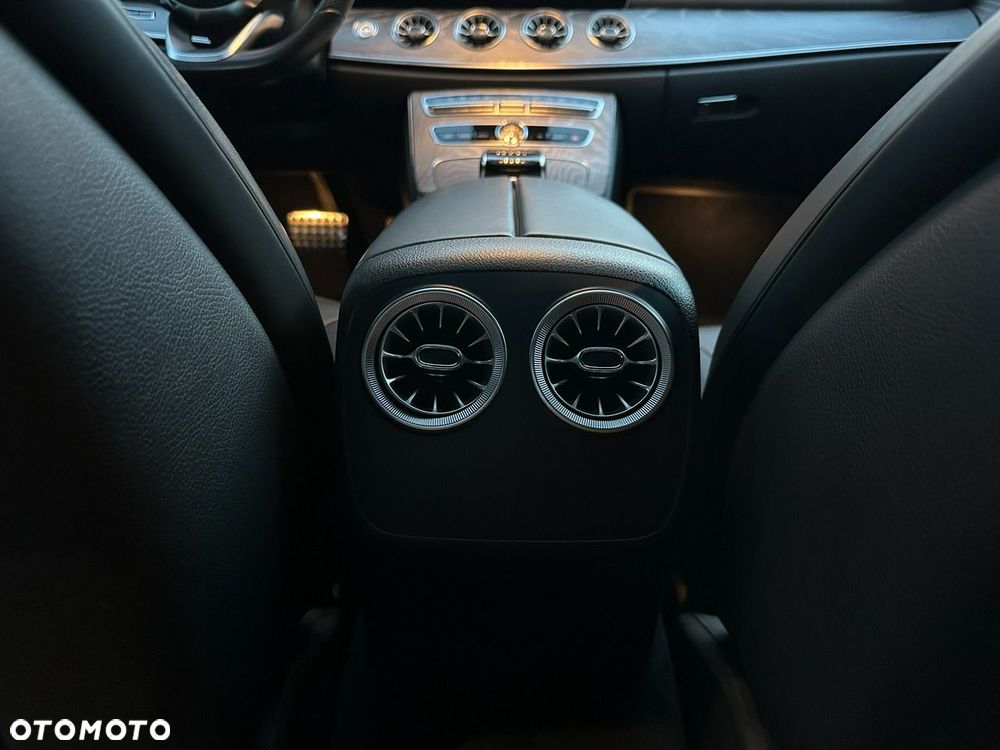 Mercedes-Benz CLS - 35