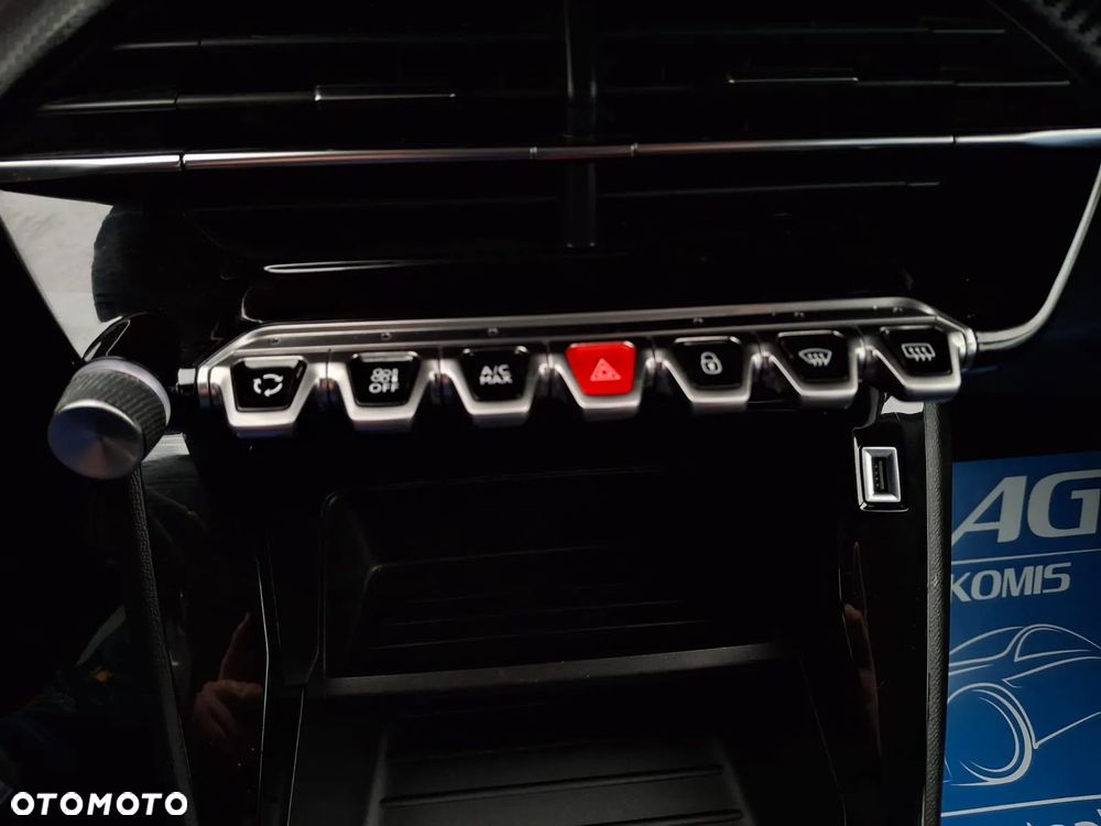 Peugeot 2008 PureTech 100 Active - 24