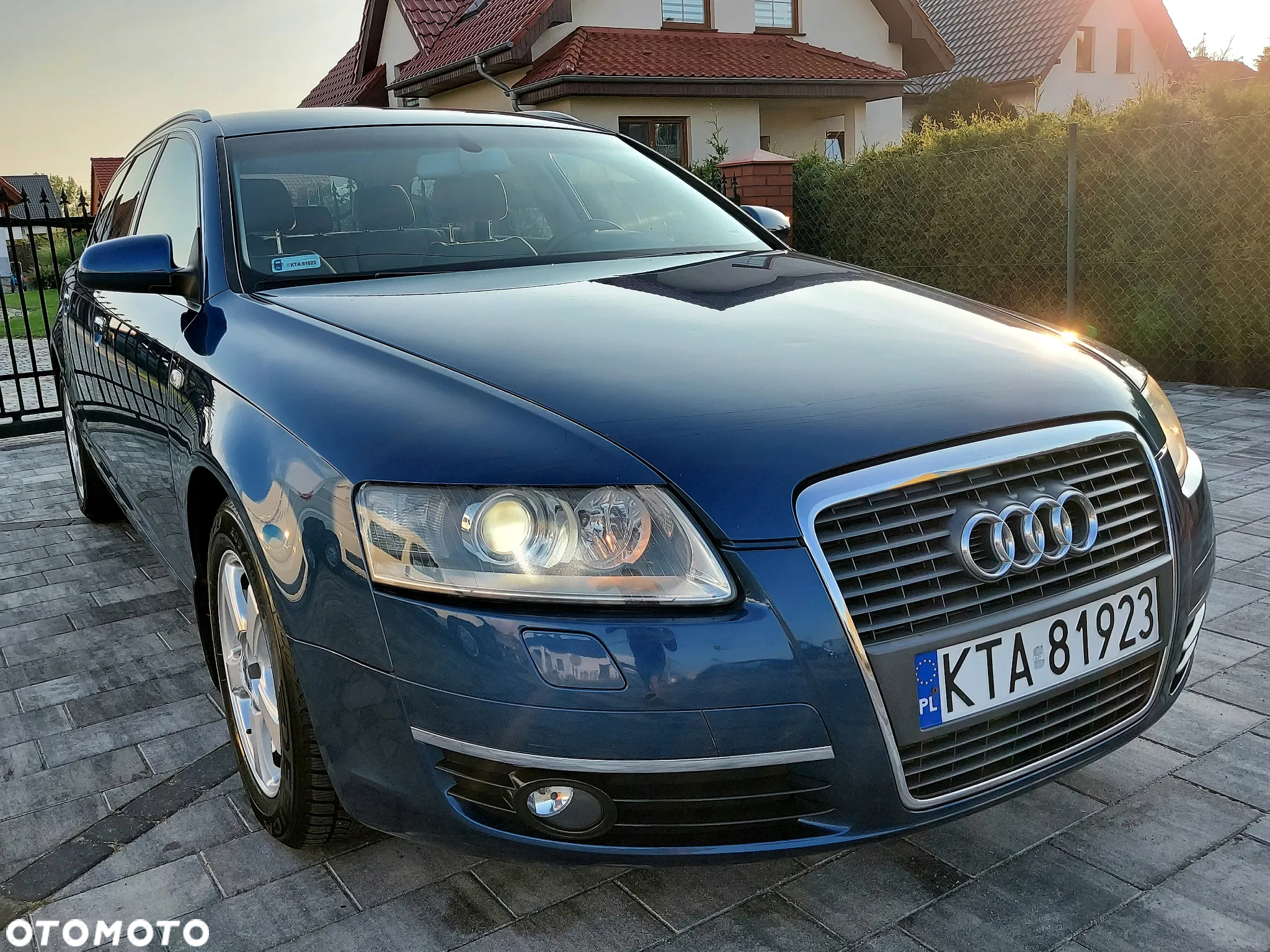 Audi A6 2.0T FSI - 12