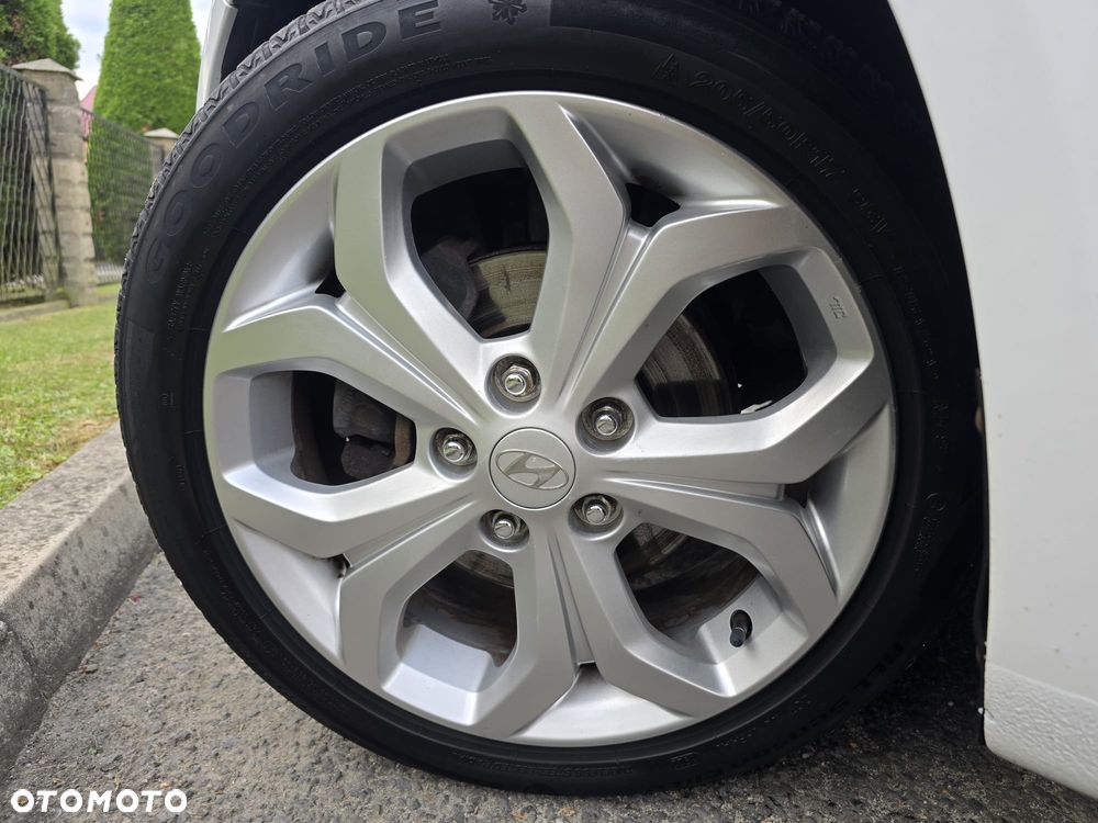 Hyundai ix20 1.4 blue Comfort - 19