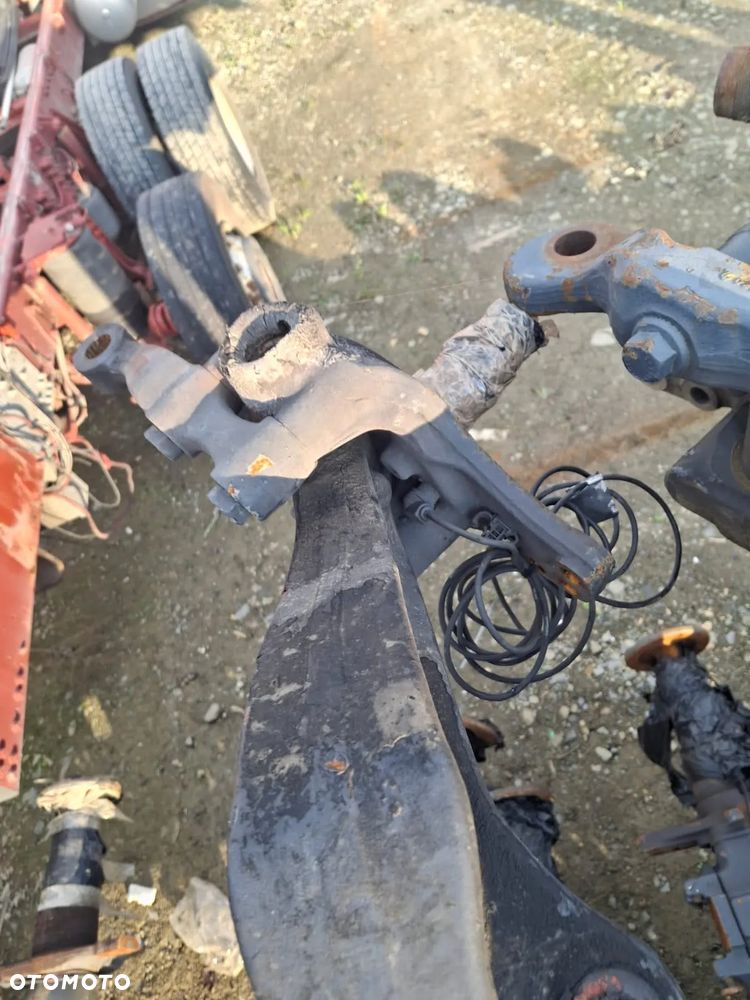 BELKA OŚ PRZEDNIA ZWROTNICE RENAULT MIDLUM DXI RENAULT GAMA D 17.5 - 1