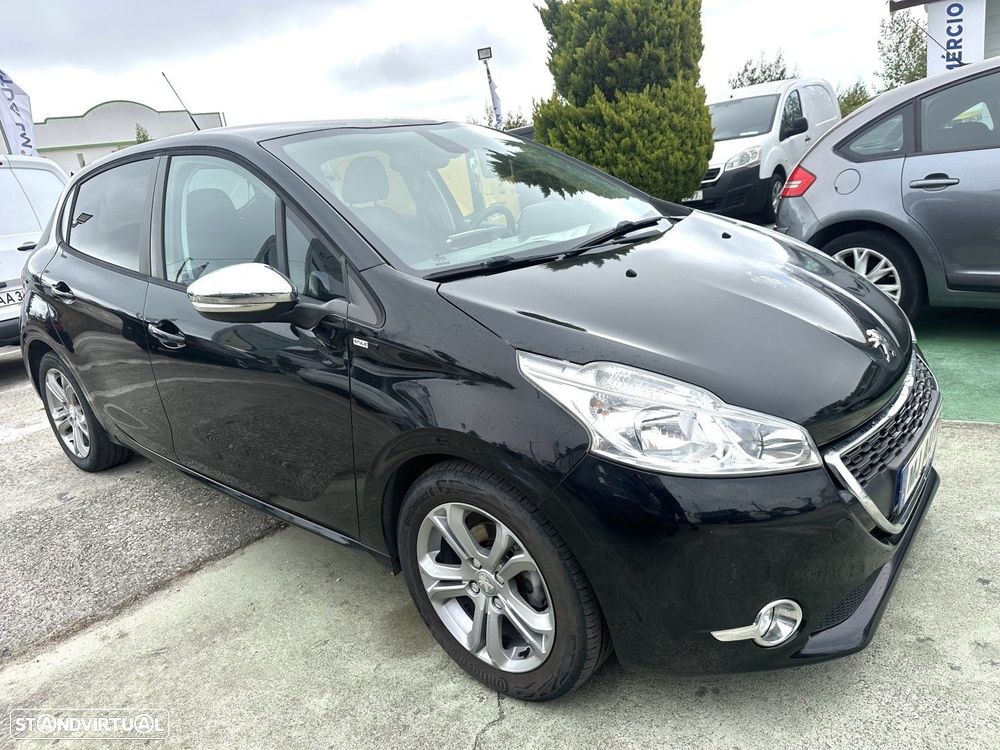 Peugeot 208 1.2 VTi Allure - 2