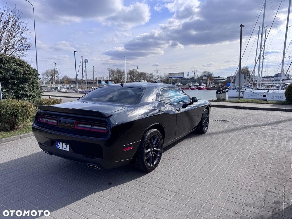 Dodge Challenger 3.6 GT AWD - 12