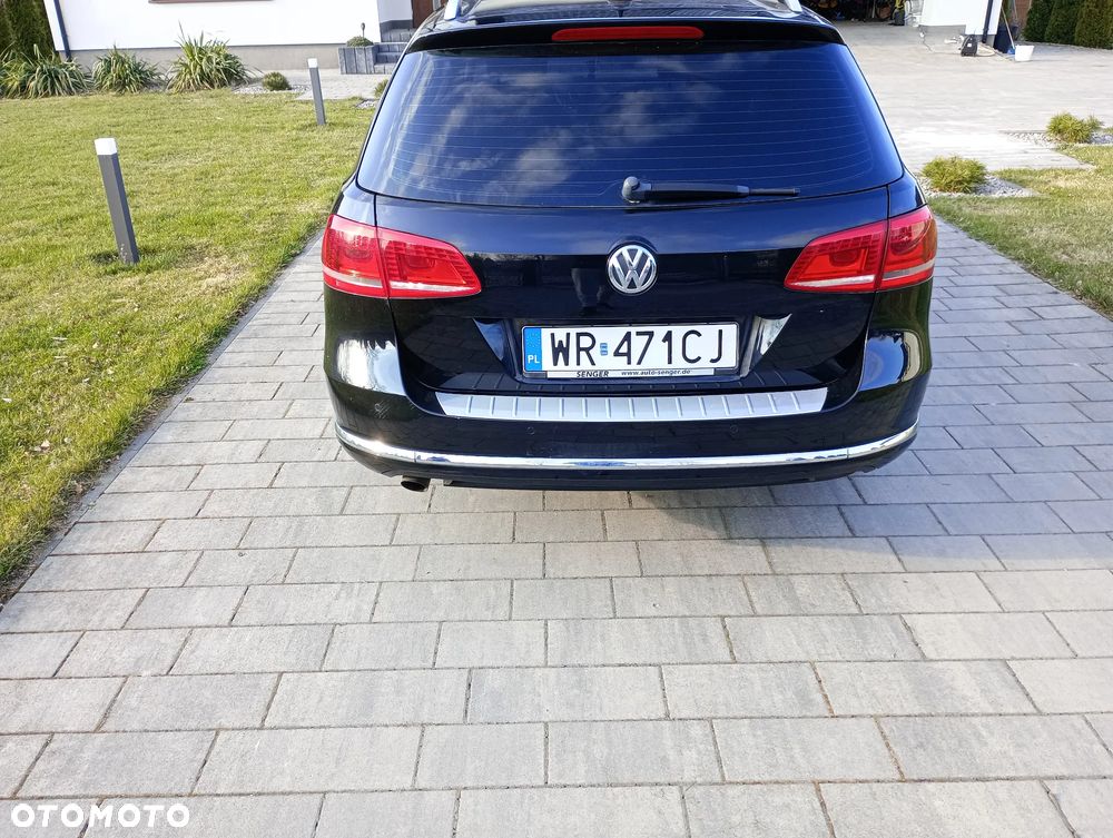 Volkswagen Passat 1.6 TDI Comfortline - 4