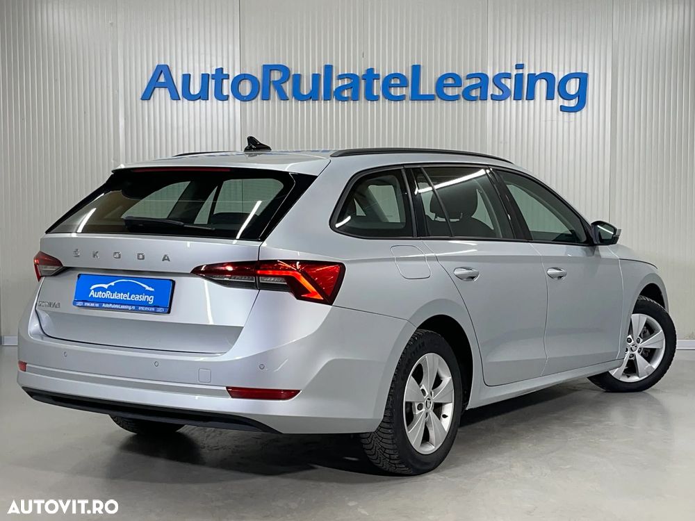 Skoda Octavia Combi 2.0 TDI DSG Ambition - 3