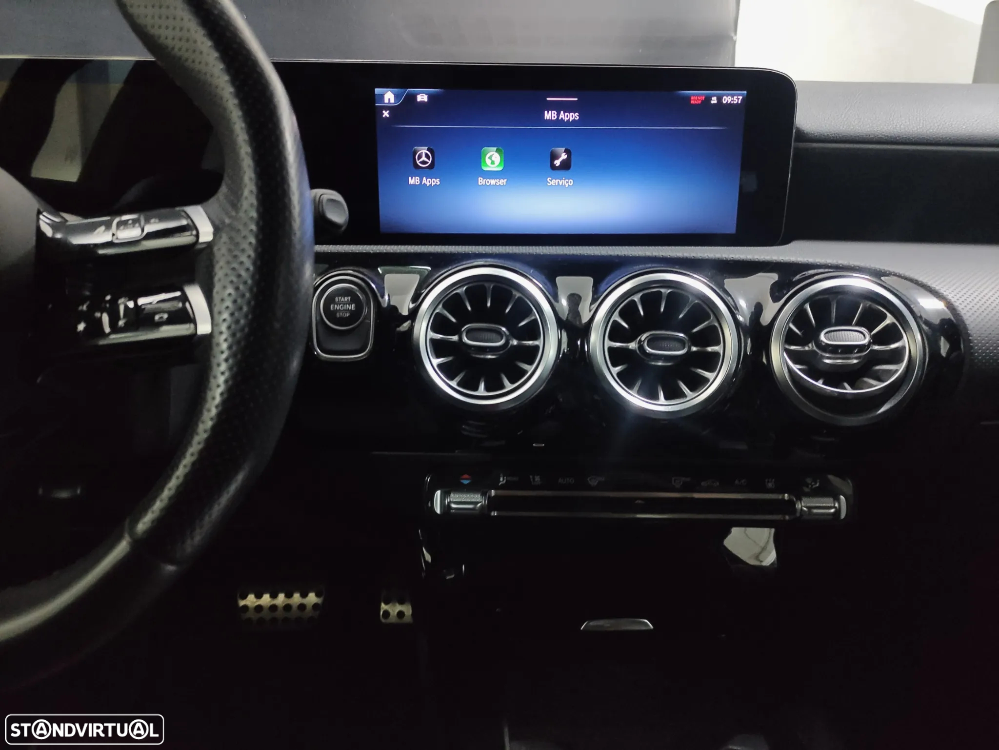 Mercedes-Benz A 250 e AMG Line - 13