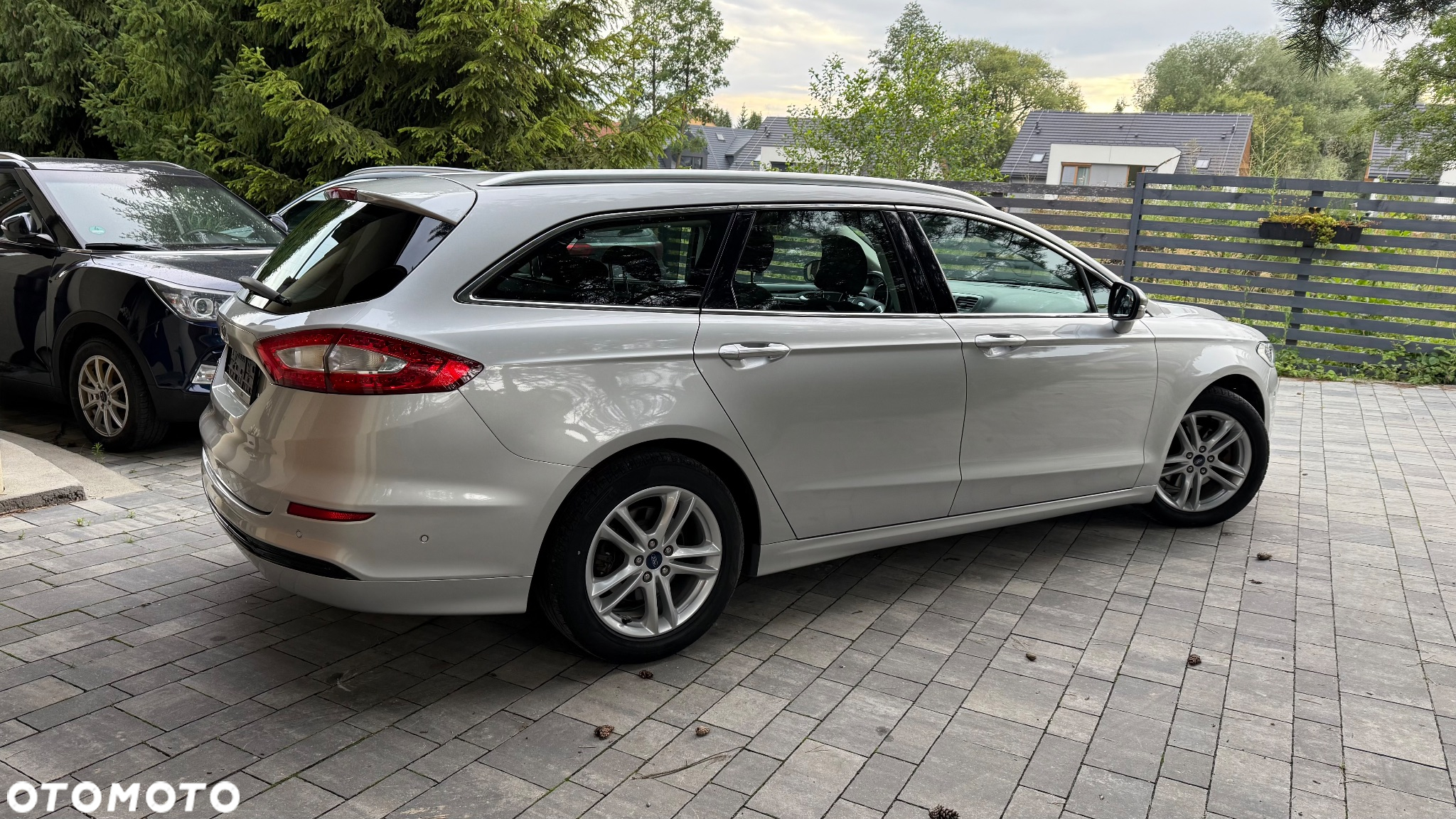Ford Mondeo 2.0 TDCi Ambiente Plus PowerShift - 11