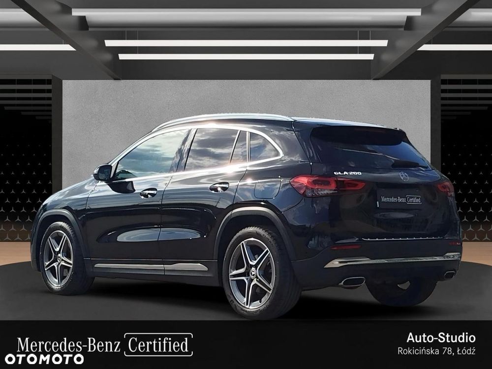 Mercedes-Benz GLA - 5