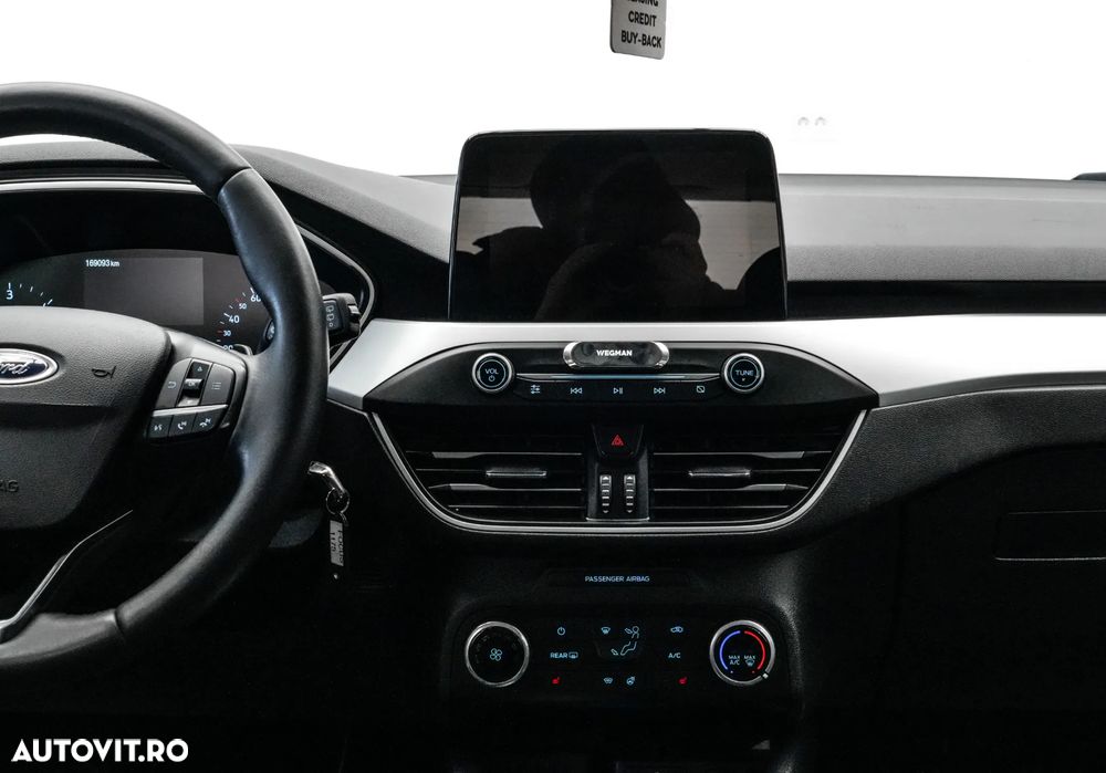 Ford Focus 1.5 EcoBlue Start-Stopp-System Aut. TITANIUM STYLE - 18