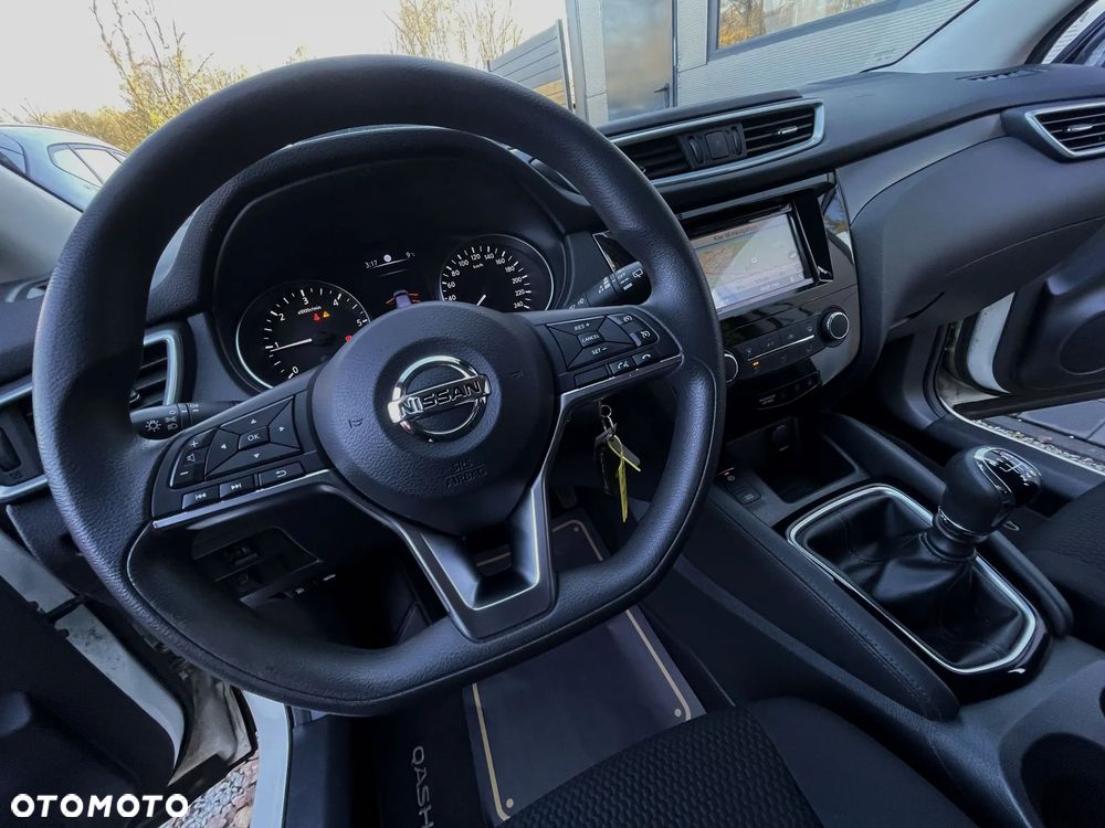 Nissan Qashqai 1.5 dCi N-Connecta - 31