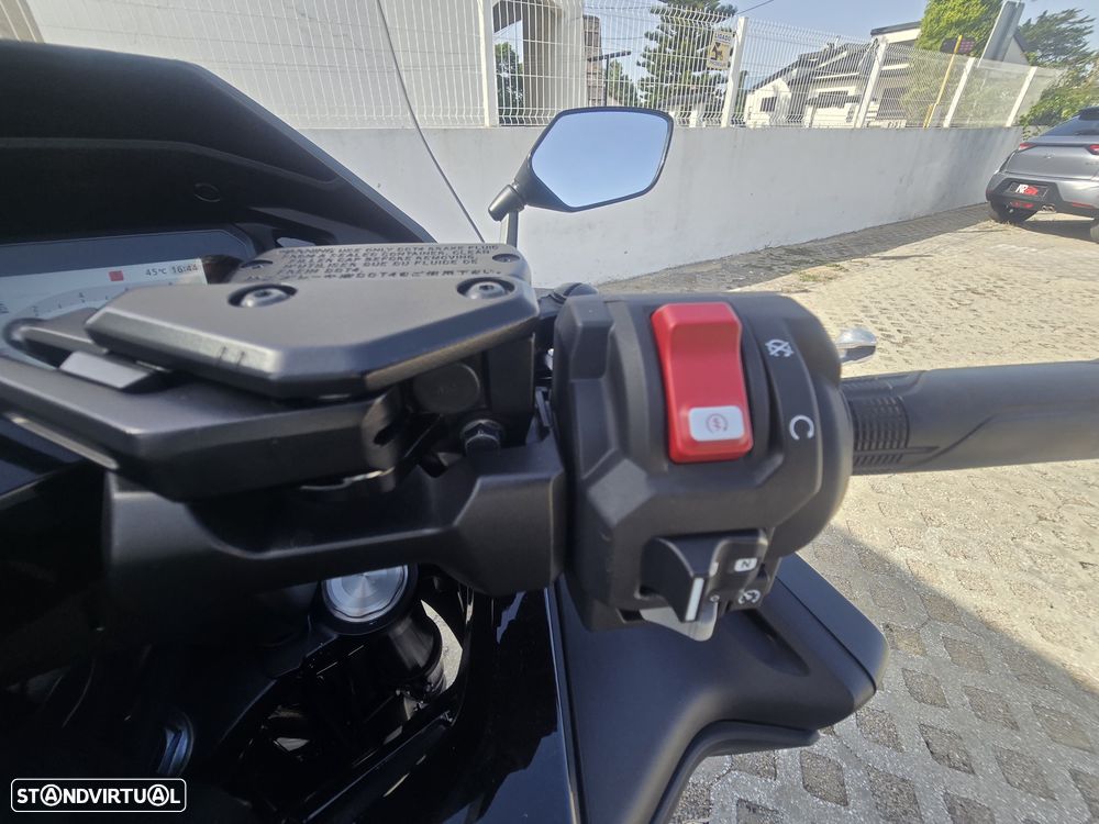Honda Forza DCT 750 - 10