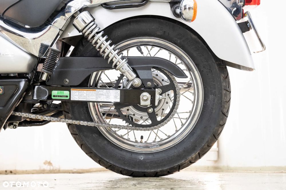 Suzuki Intruder - 34