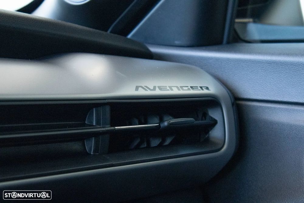 Jeep Avenger 1.2 e-Hybrid Altitude DCT - 9