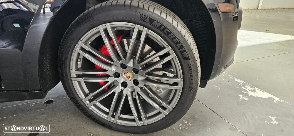 Porsche Macan Turbo PDK - 8