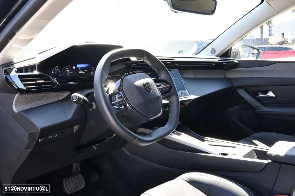 Peugeot 408 1.6 Hybrid Allure e-EAT8 - 14