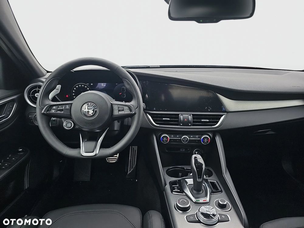 Alfa Romeo Giulia 2.0 Turbo Veloce Q4 - 11