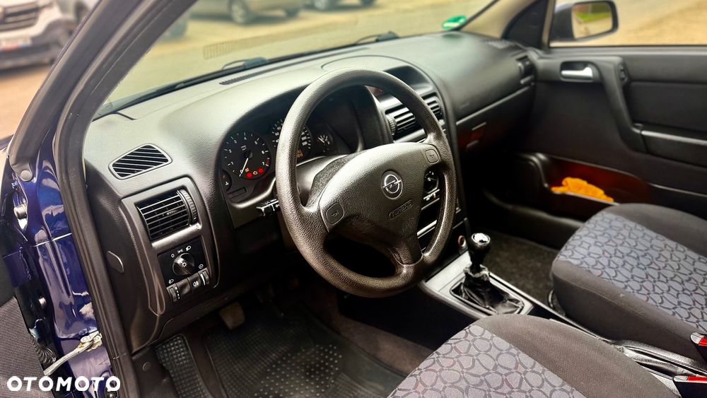 Opel Astra - 17