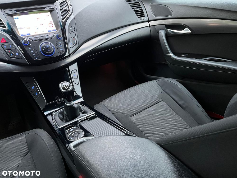 Hyundai i40 - 35