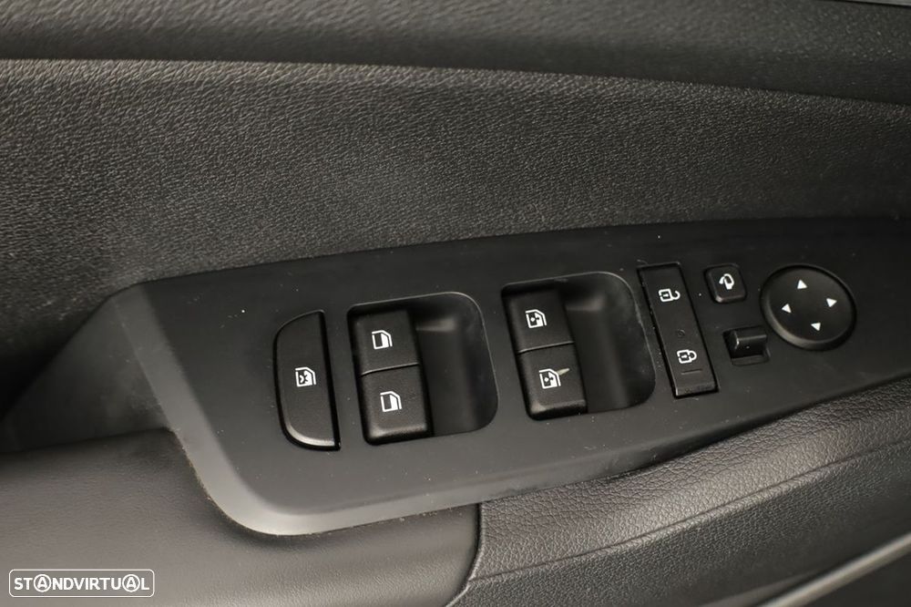 Kia Sportage 1.6 T-GDi Drive - 20