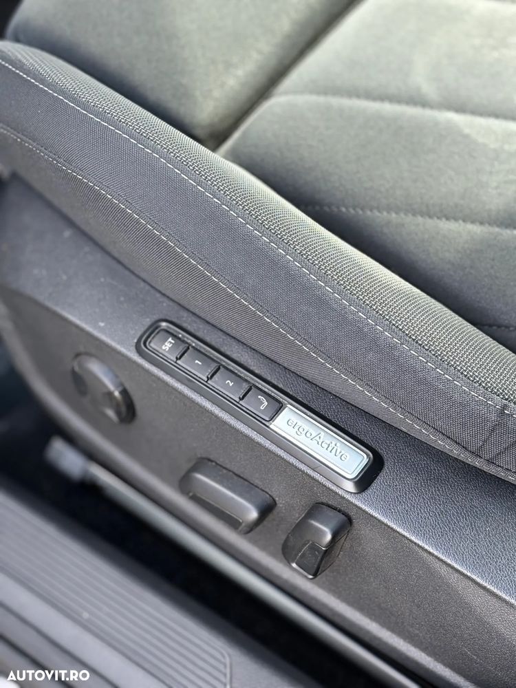 Volkswagen Golf 2.0 TDI 150CP DSG Style - 15