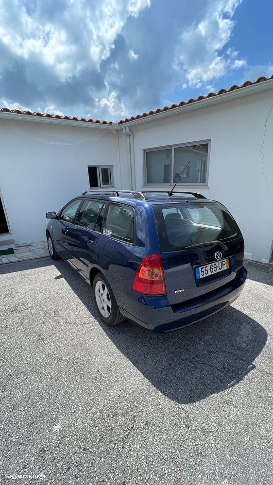 Toyota Corolla SW 2.0 D-4D SE - 1