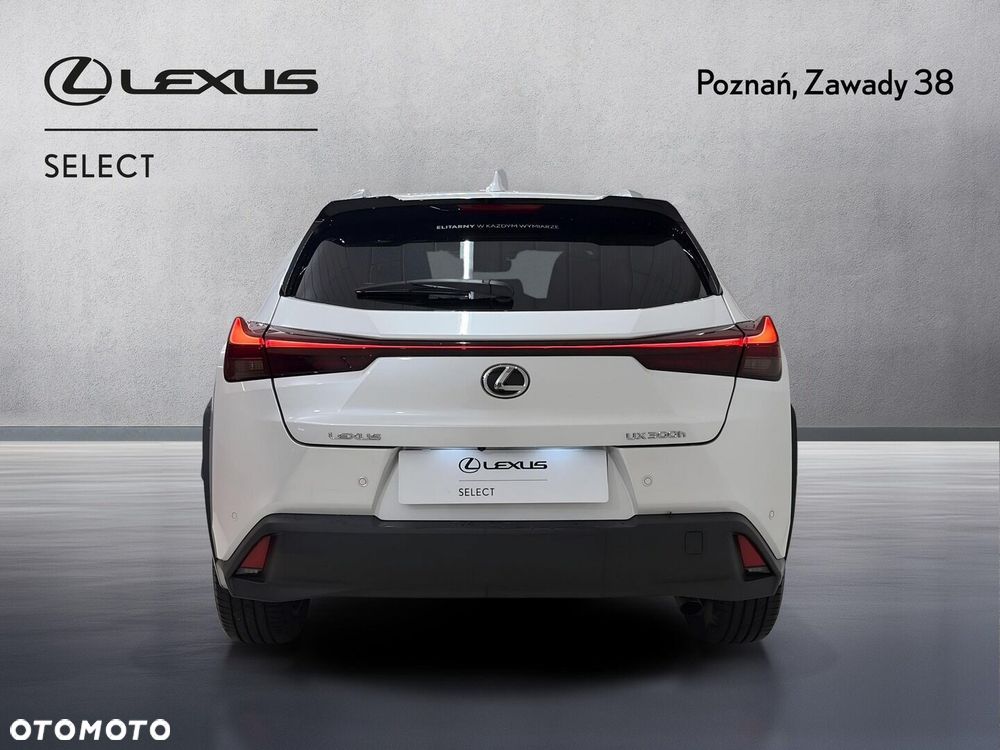 Lexus UX 300h Prestige - 8