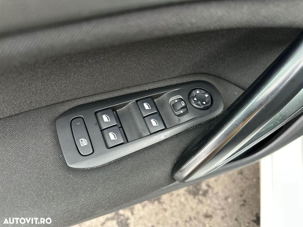 Peugeot 308 - 15