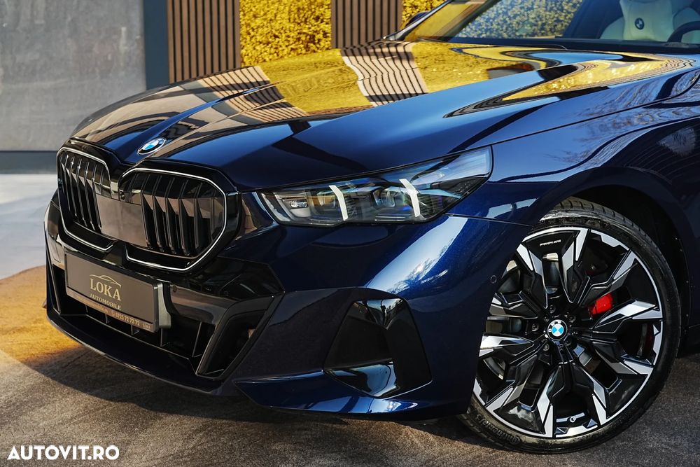 BMW Seria 5 520d xDrive AT MHEV - 38