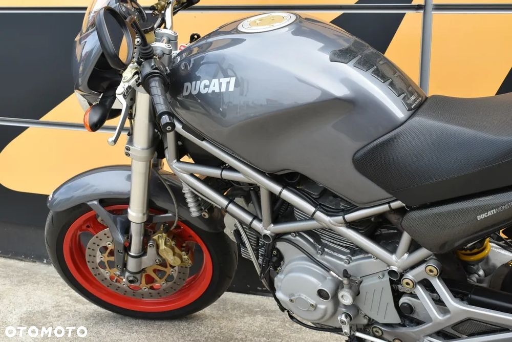 Ducati Monster - 14