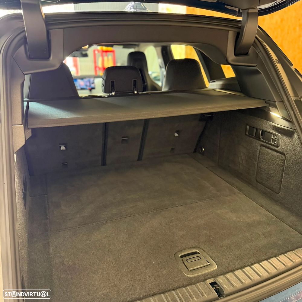 BMW iX xDrive40 - 28