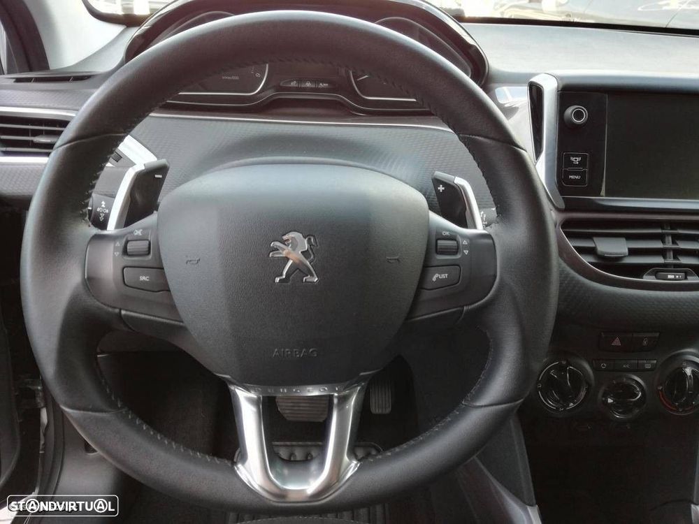 Peugeot 2008 1.6 e-HDi Allure 2-Tronic - 8