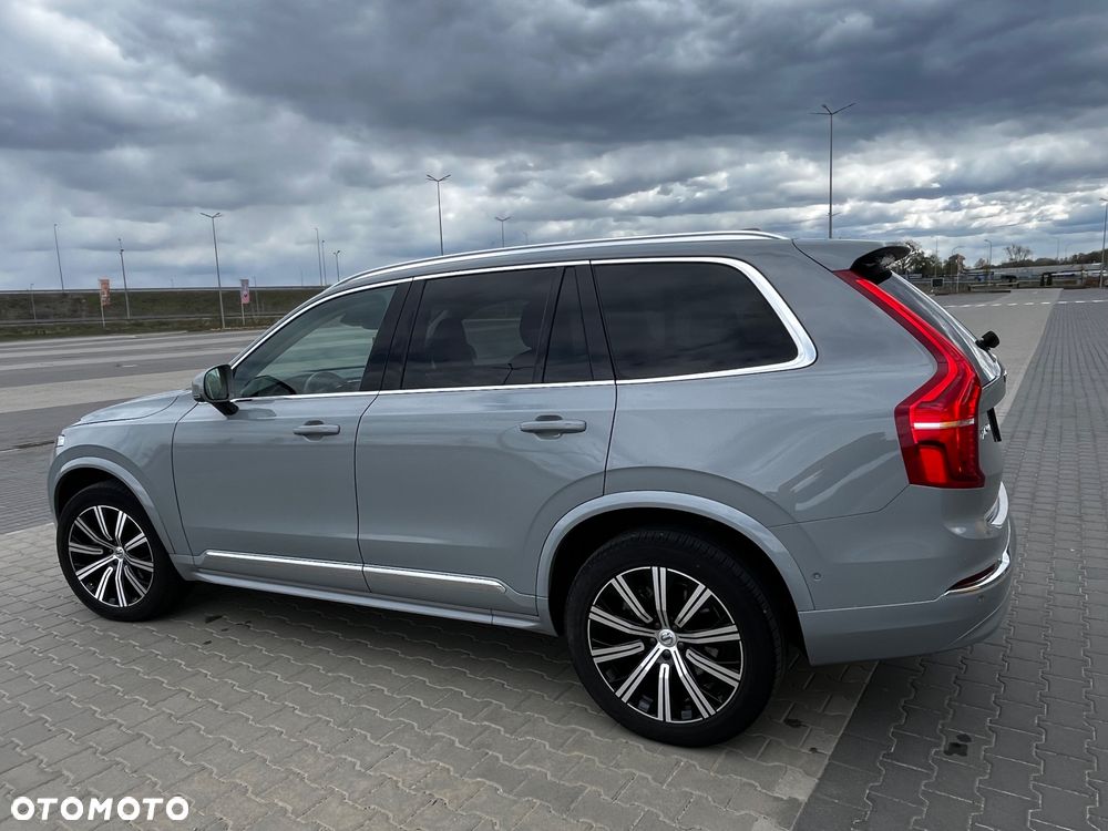 Volvo XC 90 - 8