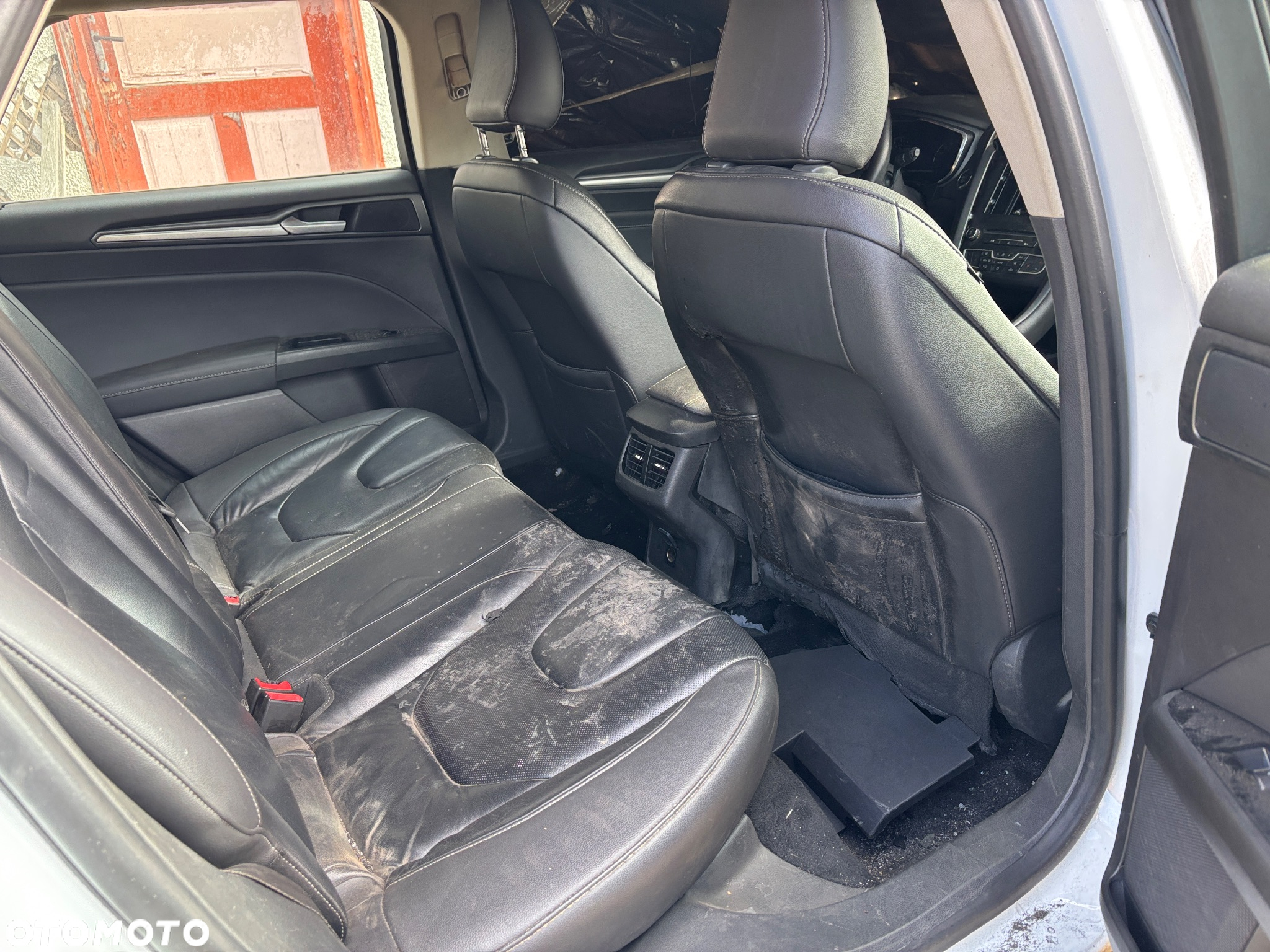 Ford Mondeo - 4