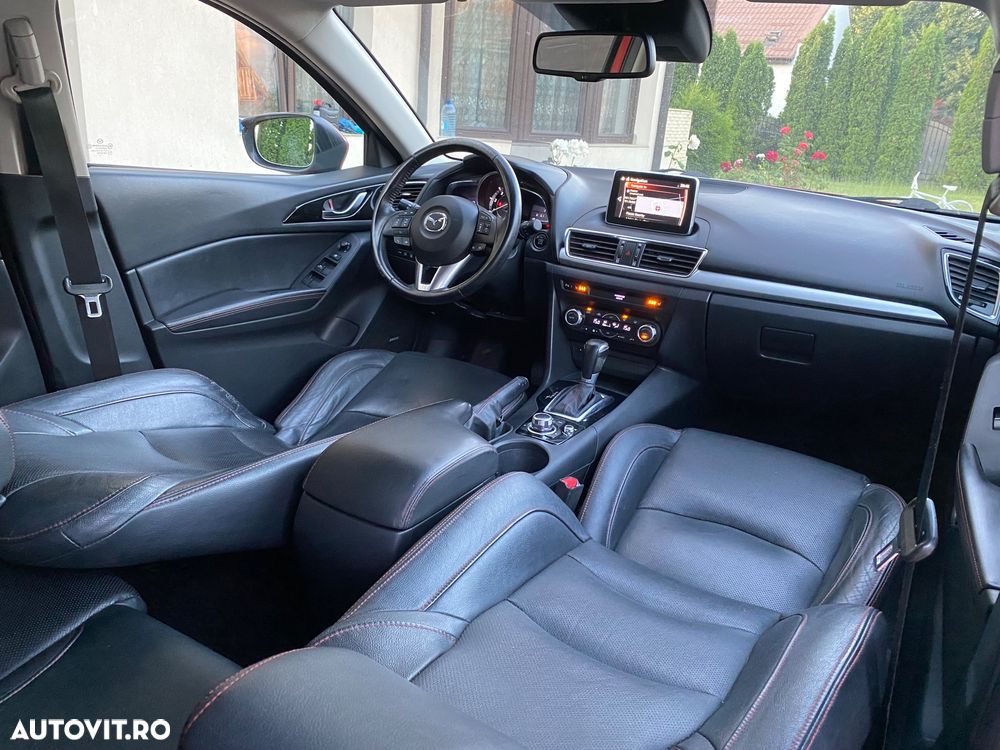 Mazda 3 - 9