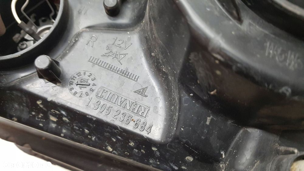 dacia duster i 10-13 lampa prawy przód eu - 10