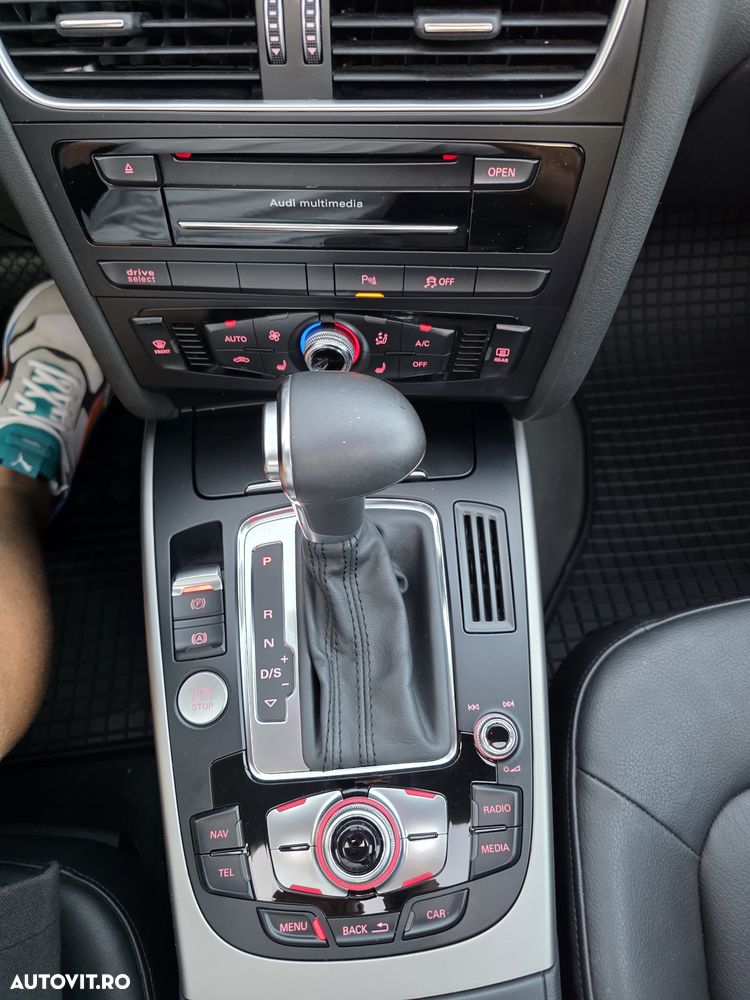 Audi A4 Limuzina 2.0 TFSI Quattro Stronic - 31