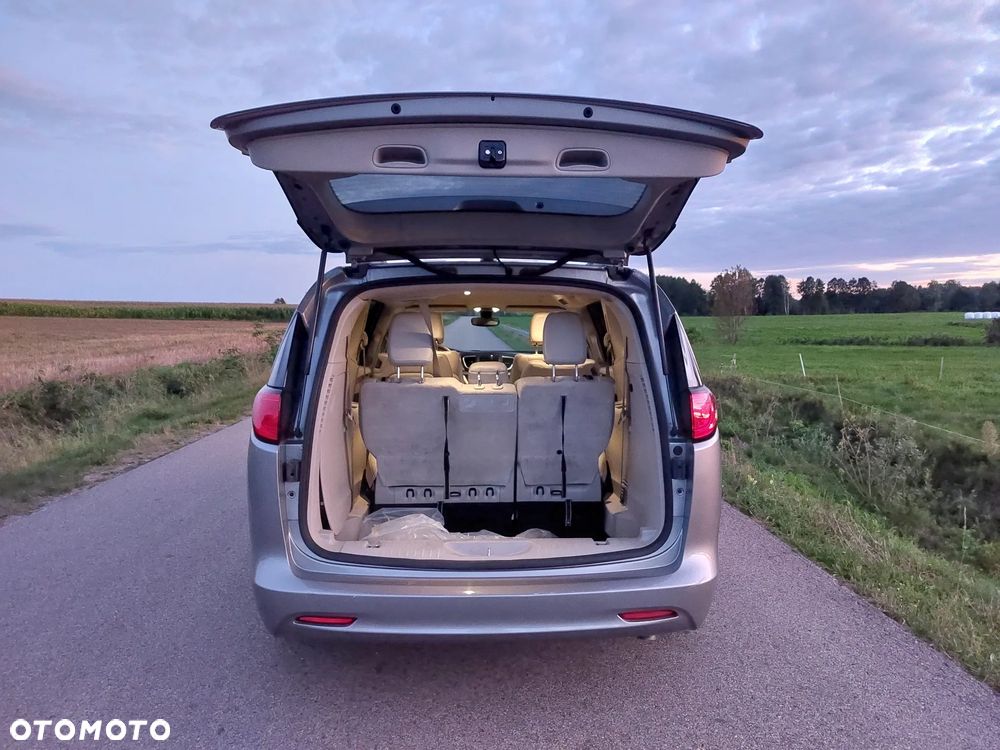 Chrysler Voyager - 12