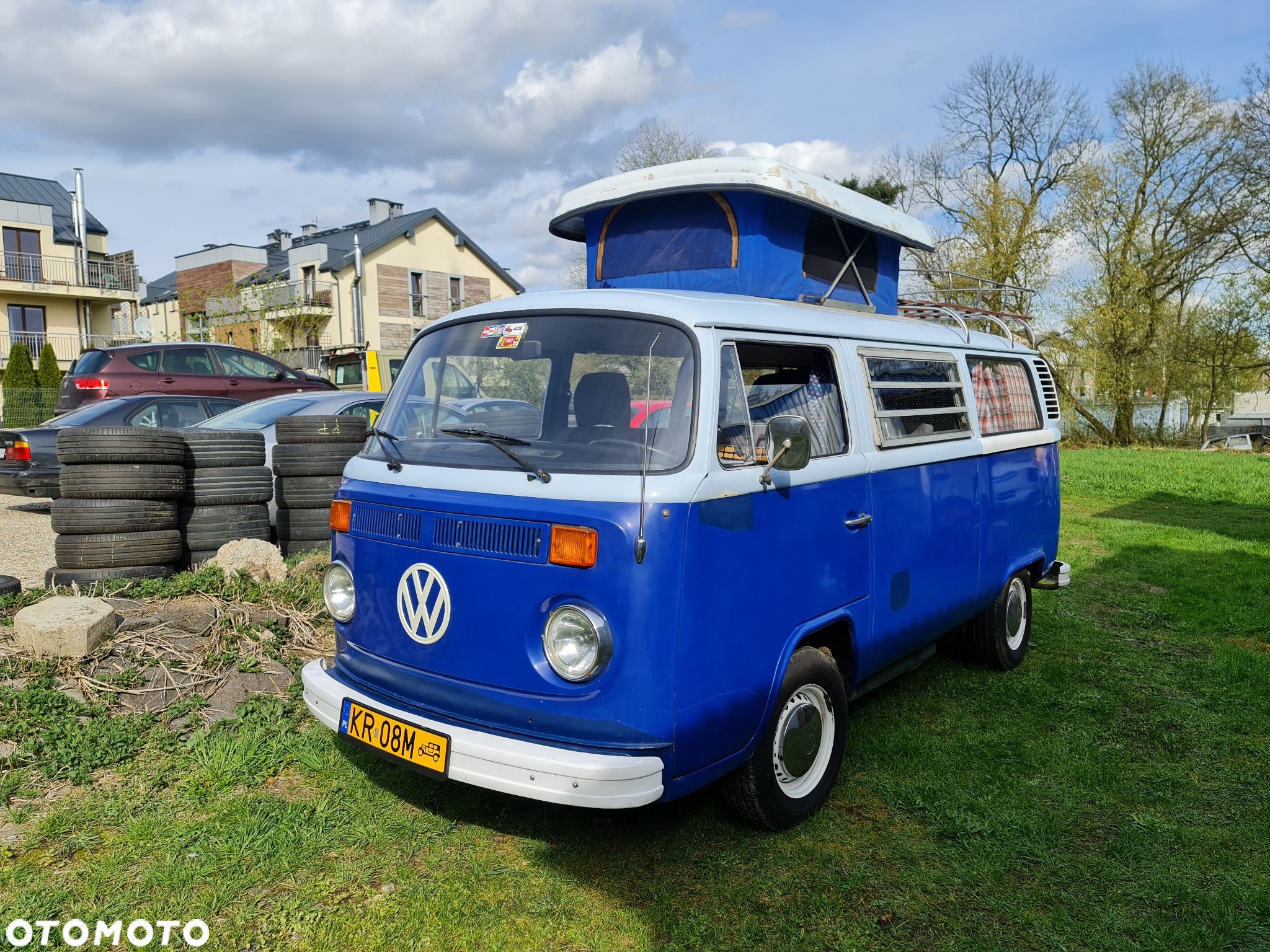 Volkswagen Transporter - 1