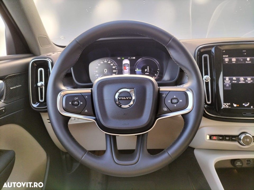 Volvo XC 40 - 11
