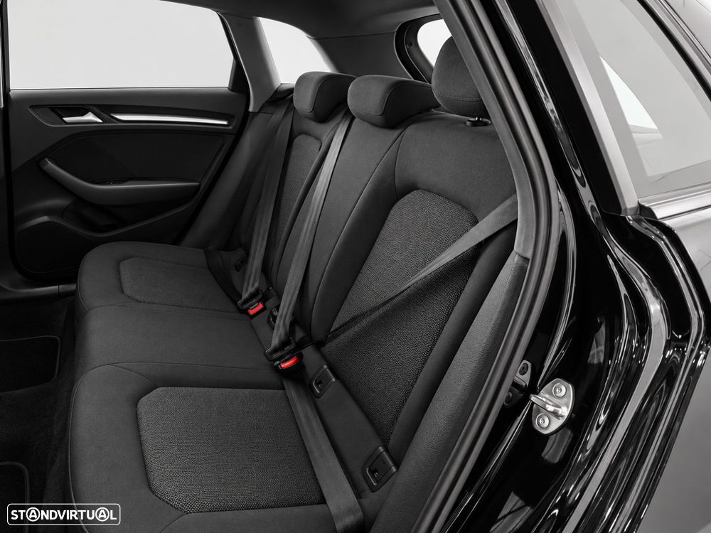 Audi A3 Sportback 1.6 TDI - 6