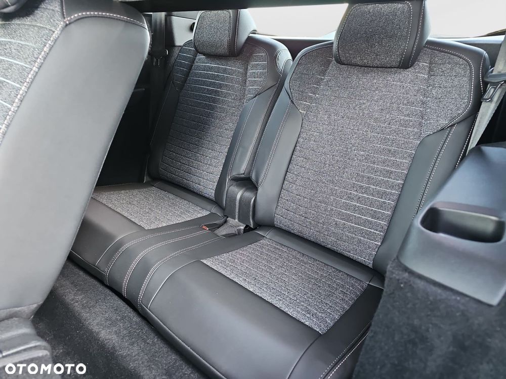 Peugeot 5008 - 28